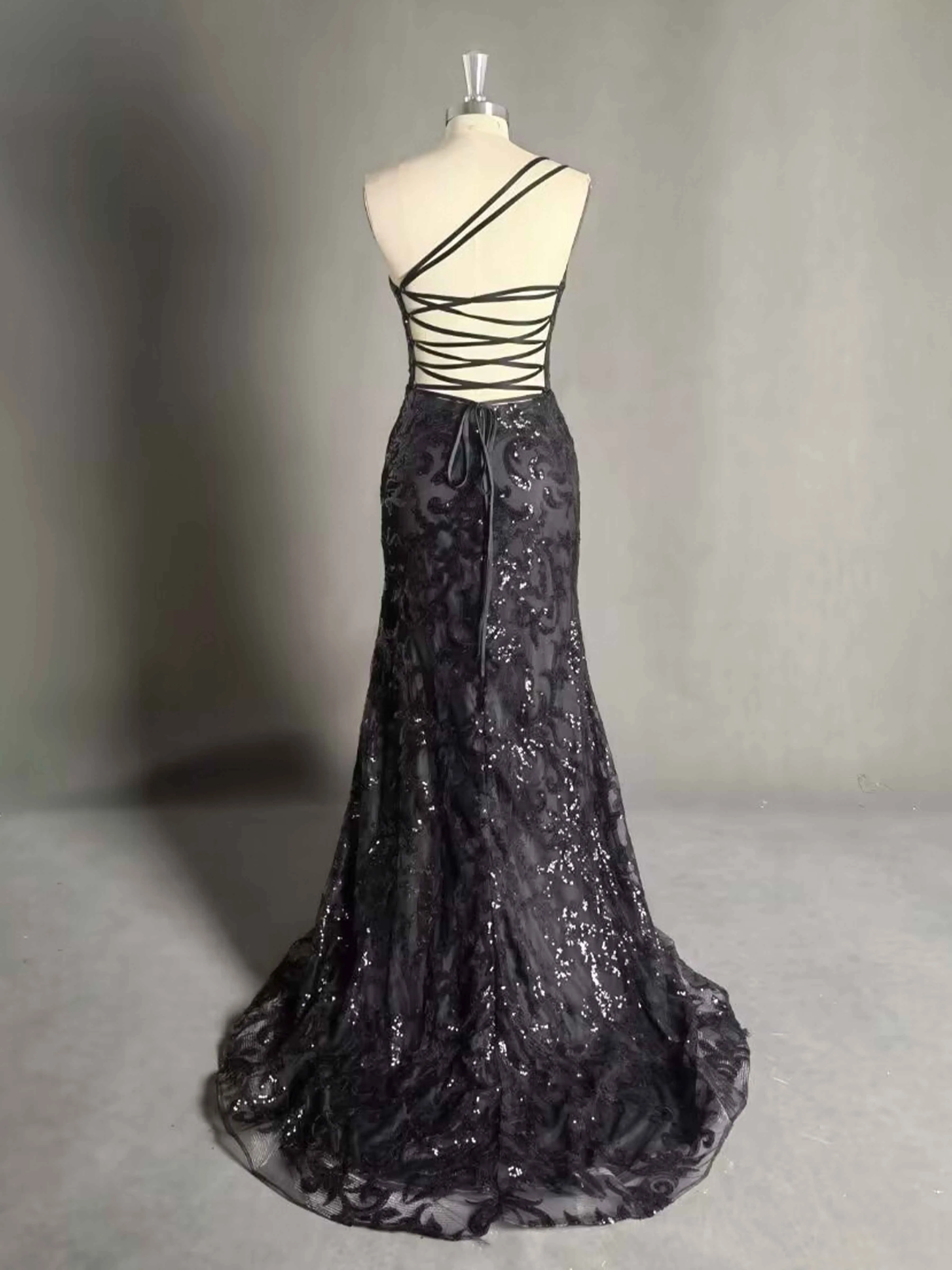 Gracelynn Stylish Black One Shoulder Prom Dresses
