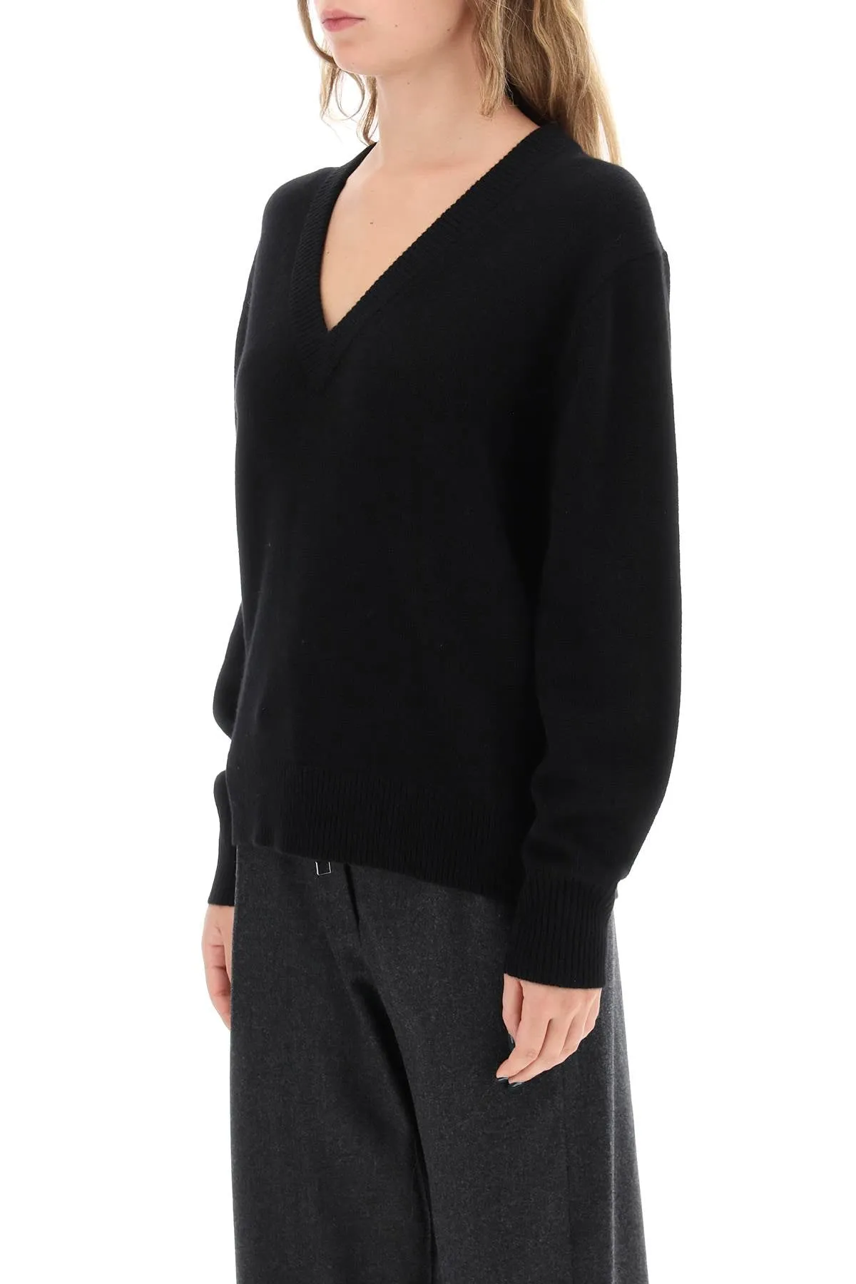 Guest In Residence The V Cashmere Sweater Black