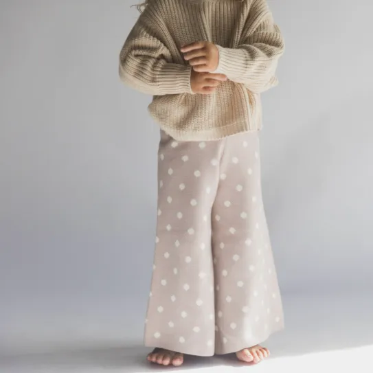 knit polka dot pants in lilac