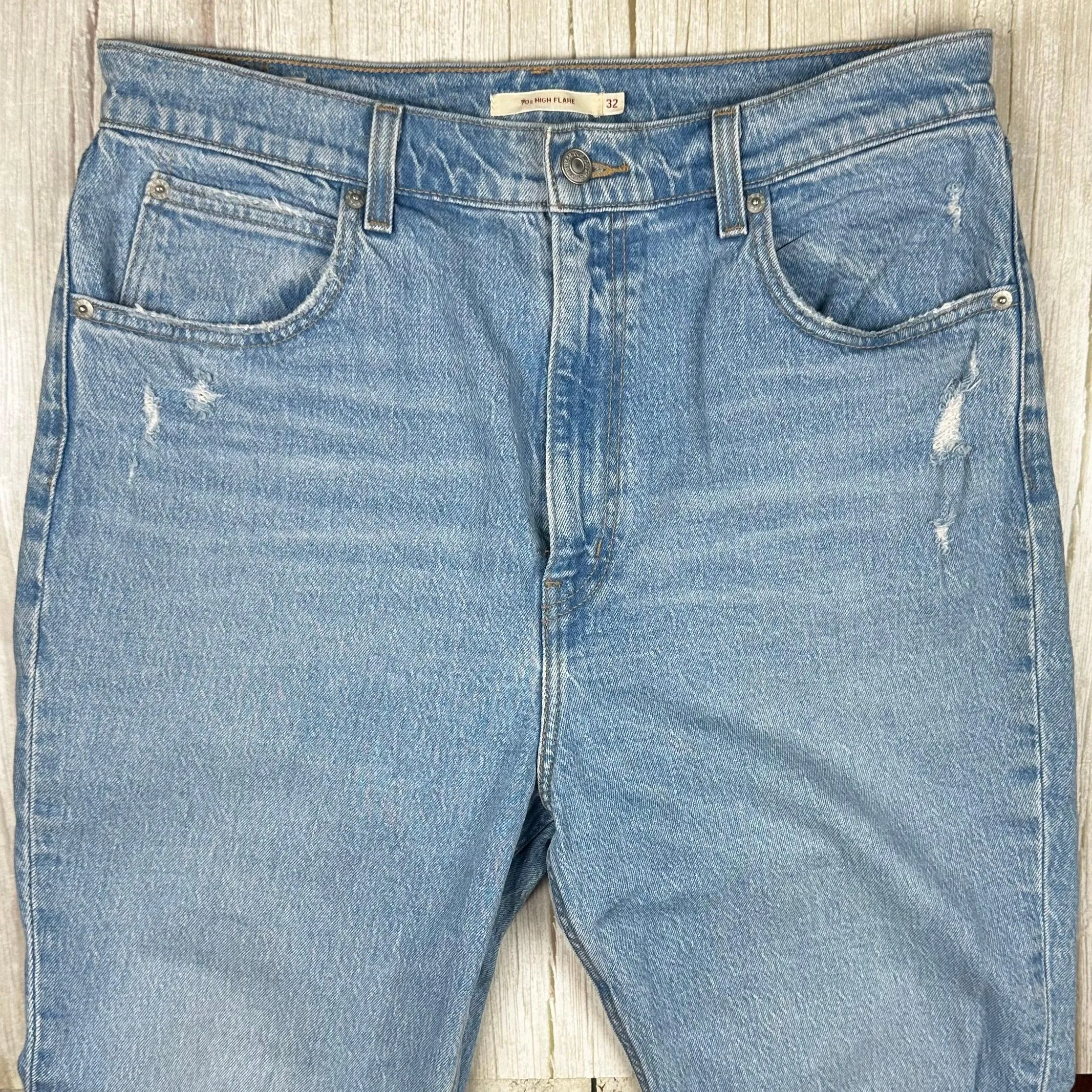 Levis 70s High Flare Jeans -Size 32 or 14AU