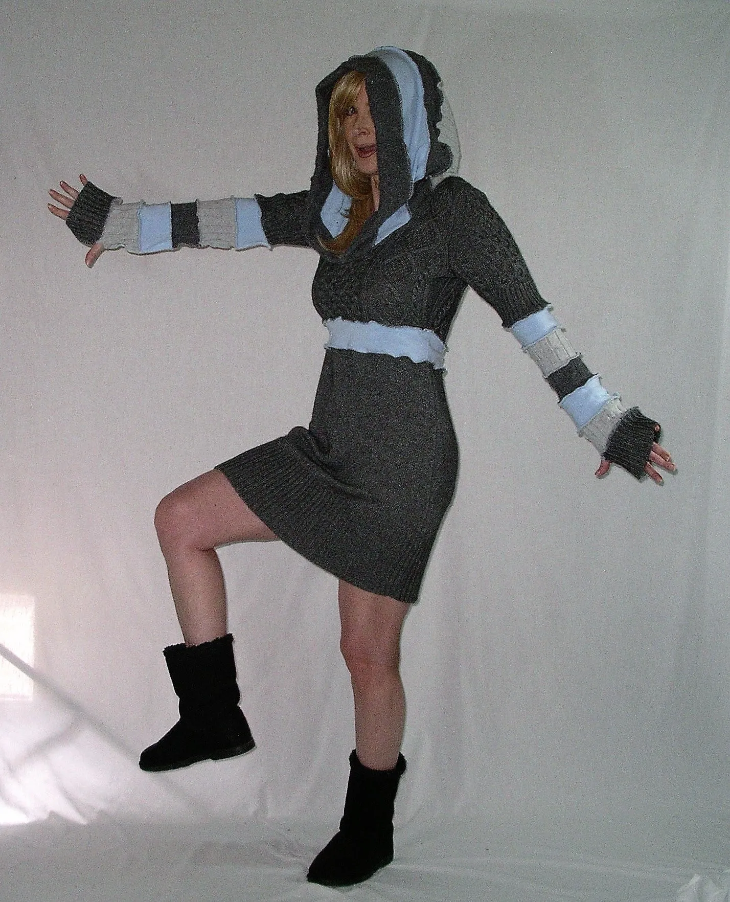 Stormy Skies Elf Hoodie Dress Blue Gray Charcoal Fairy Tunic Cable Knit Cozy Soft Pixie Mini Bell Sleeves Size Medium