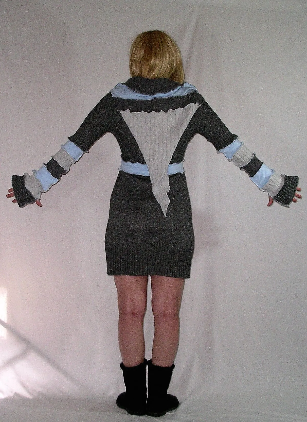 Stormy Skies Elf Hoodie Dress Blue Gray Charcoal Fairy Tunic Cable Knit Cozy Soft Pixie Mini Bell Sleeves Size Medium