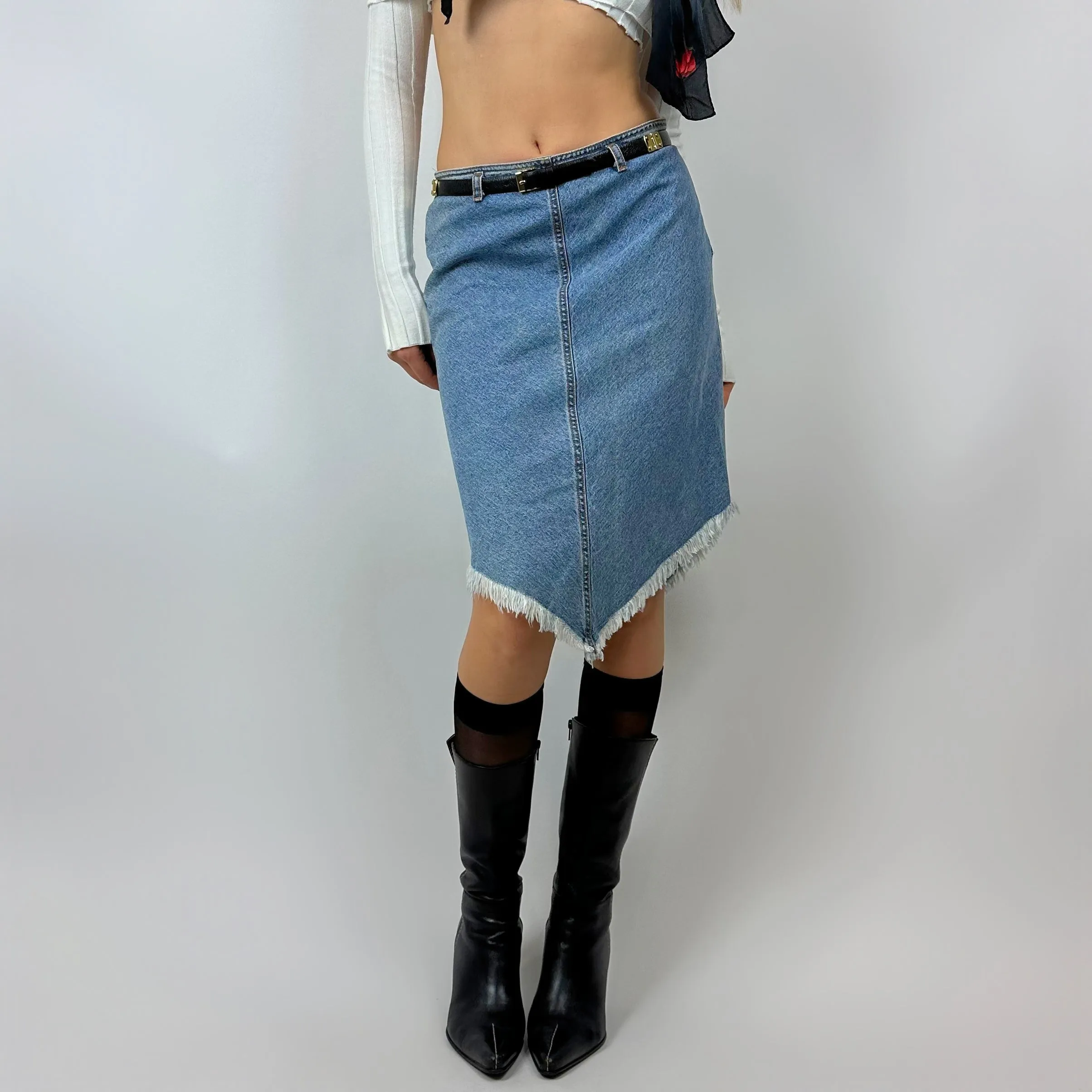 Vintage 90’s Light Wash Denim Midi Skirt (S)