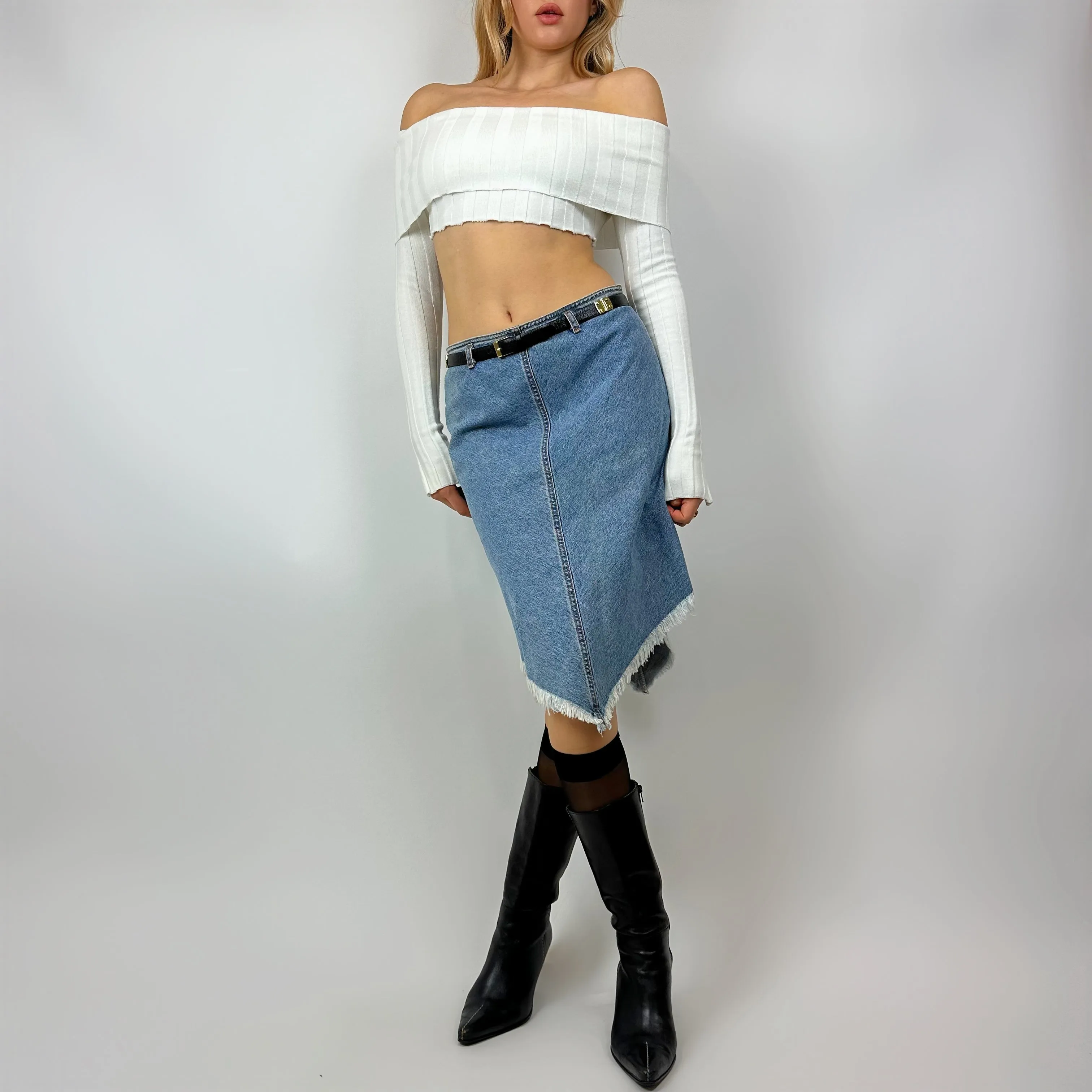 Vintage 90’s Light Wash Denim Midi Skirt (S)
